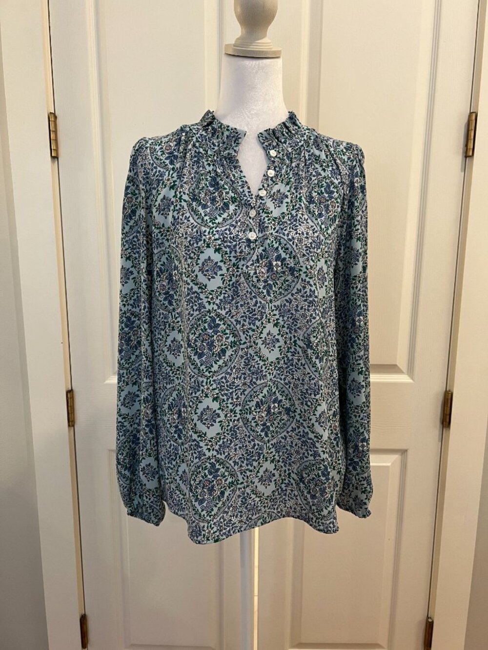 LOFT Blue Floral Ruffle Neck Button Blouse Medium